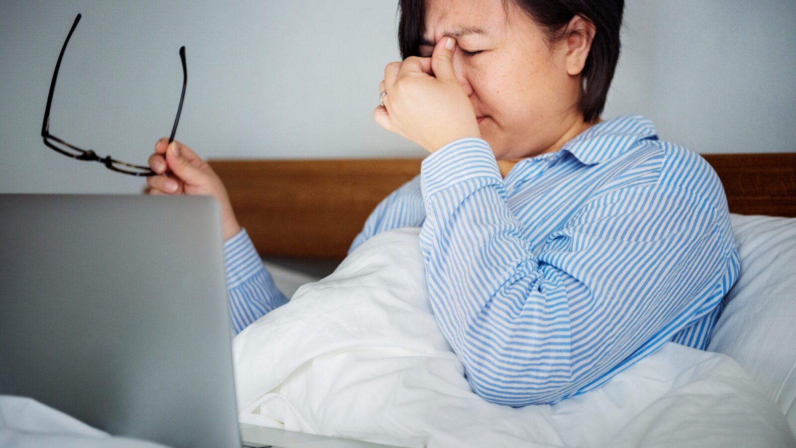 Vlekken voor de ogen door vermoeidheid - stress en -of een burn-out